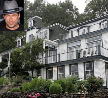 Stephen Baldwin Loses Home to Foreclosure