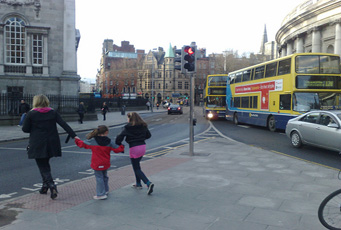 College Green caf&eacute; bar plan is scrapped