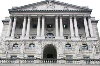 Bank of England keeps interest rates at 0.5%