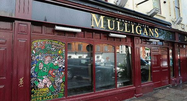 Mulligan&amp;#039;s Bar changes hands