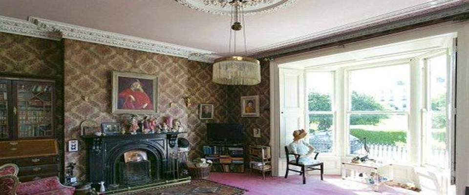 Actor Cillian Murphy pays &euro;1.7m for Monkstown home