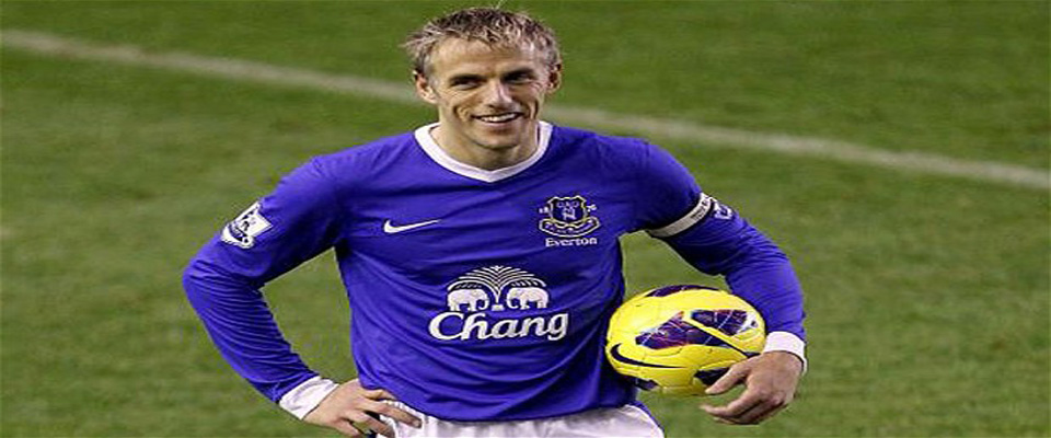 Phil Neville puts UK mansion on the market