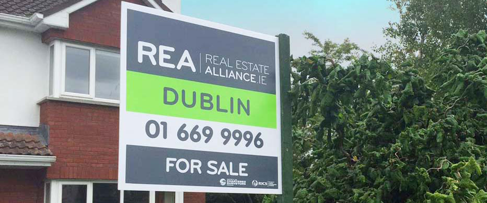 Average three-bed rises above &euro;200,000 for first time since crash