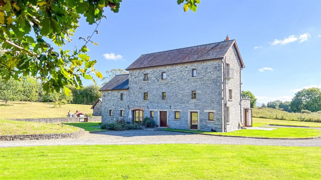 No ordinary run of The Mill home