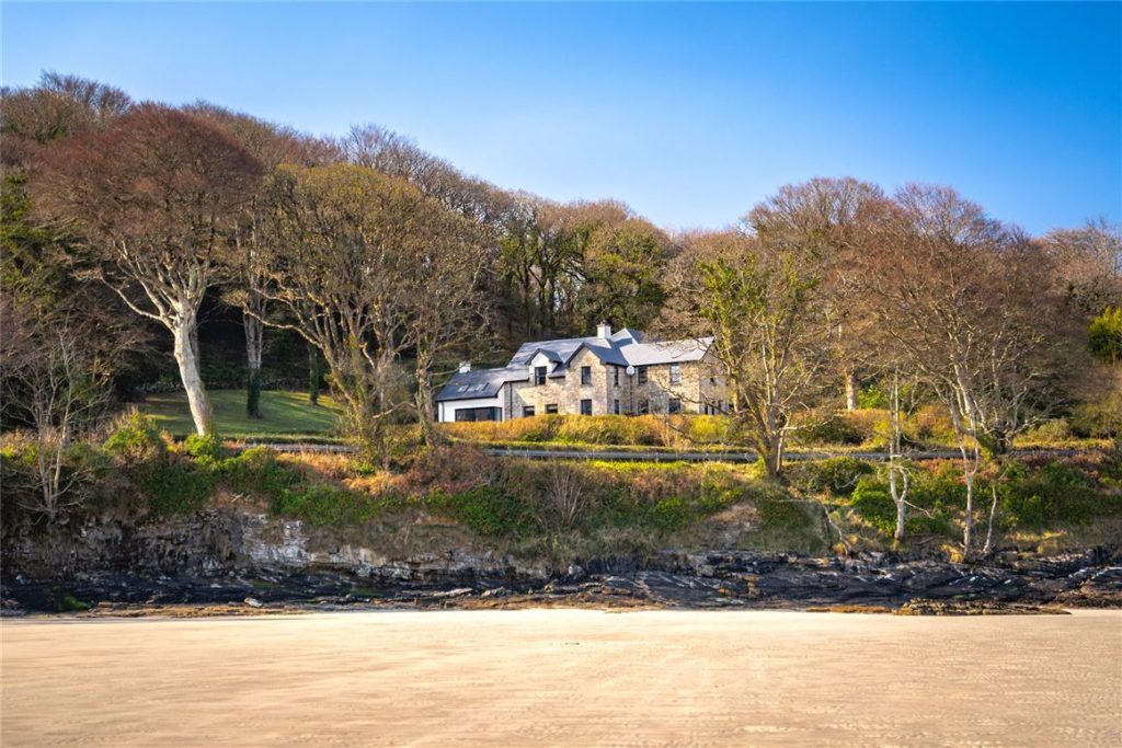 Umerafree is a beachside dream in Donegal