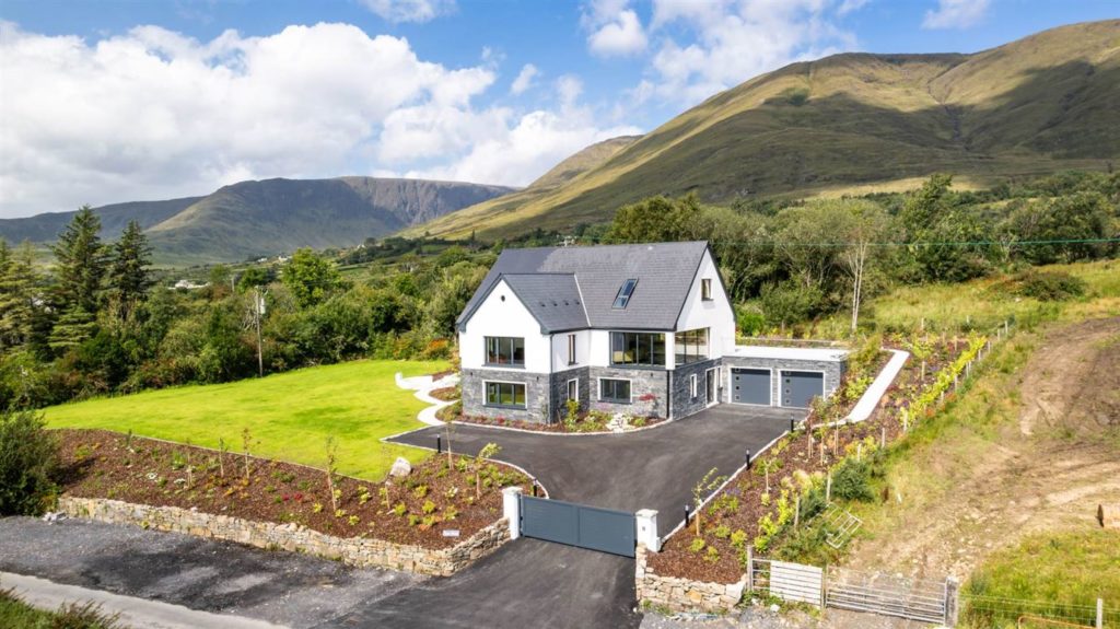 Newly-built Rose Wood enjoys a beautiful mountain setting