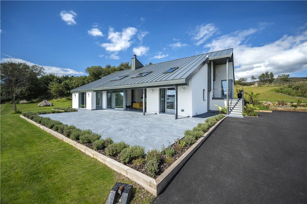 Kerry home is perfect from A to Zinc