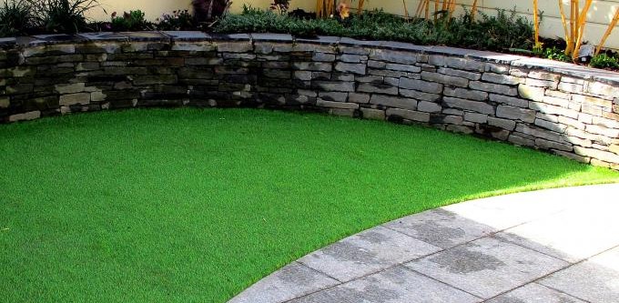 Synthetic Lawns &ndash; allow the family to enjoy the perfect lawn everyday