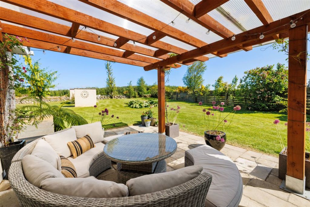 Five homes dads would love to be chilling in on Father&#039;s Day