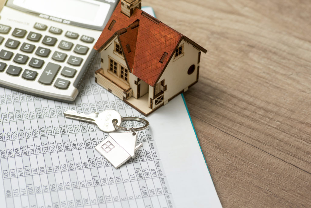 Mortgage rates in Ireland fell slightly in April