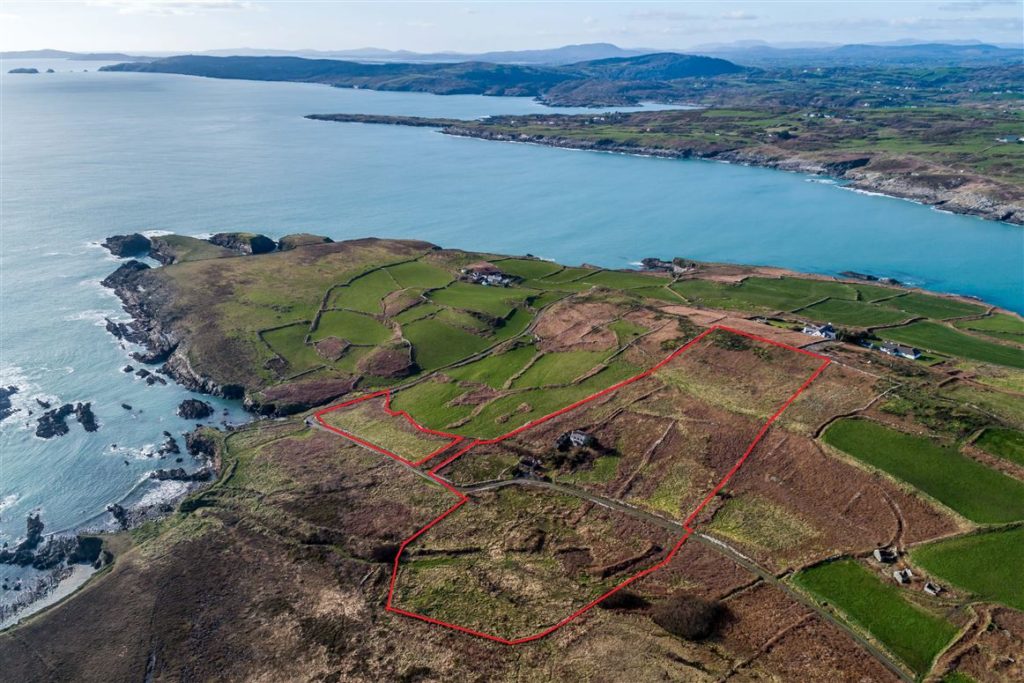 The Farmhouse has endless potential from tip to Toe!